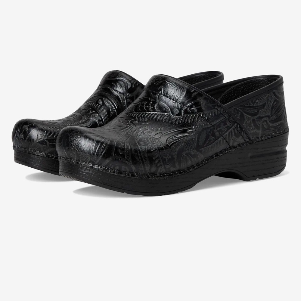 Black Tooled Leather Dansko Clogs | Classic Minimal Workwear | Size 37